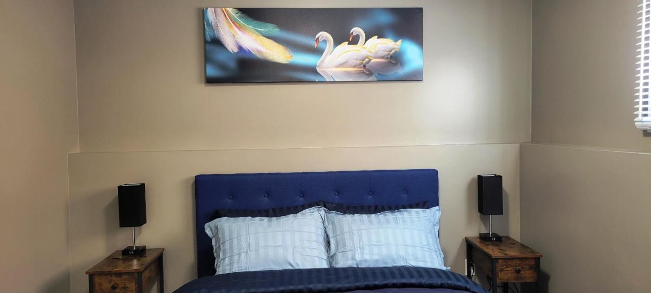 Blue Wave 2 Bedroom Suite ساسكاتون المظهر الخارجي الصورة
