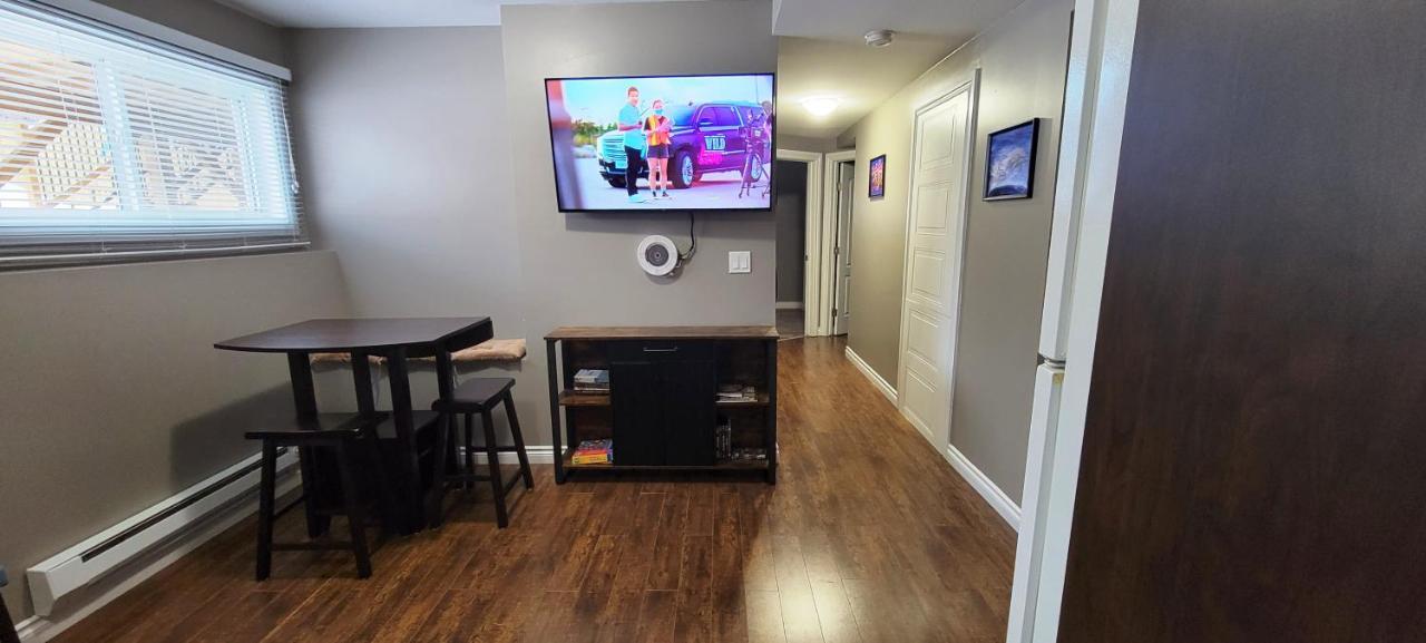 Blue Wave 2 Bedroom Suite ساسكاتون المظهر الخارجي الصورة